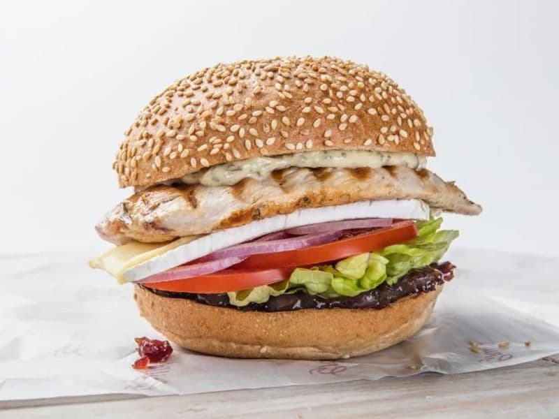 Bird & Brie (Traditional Bun)