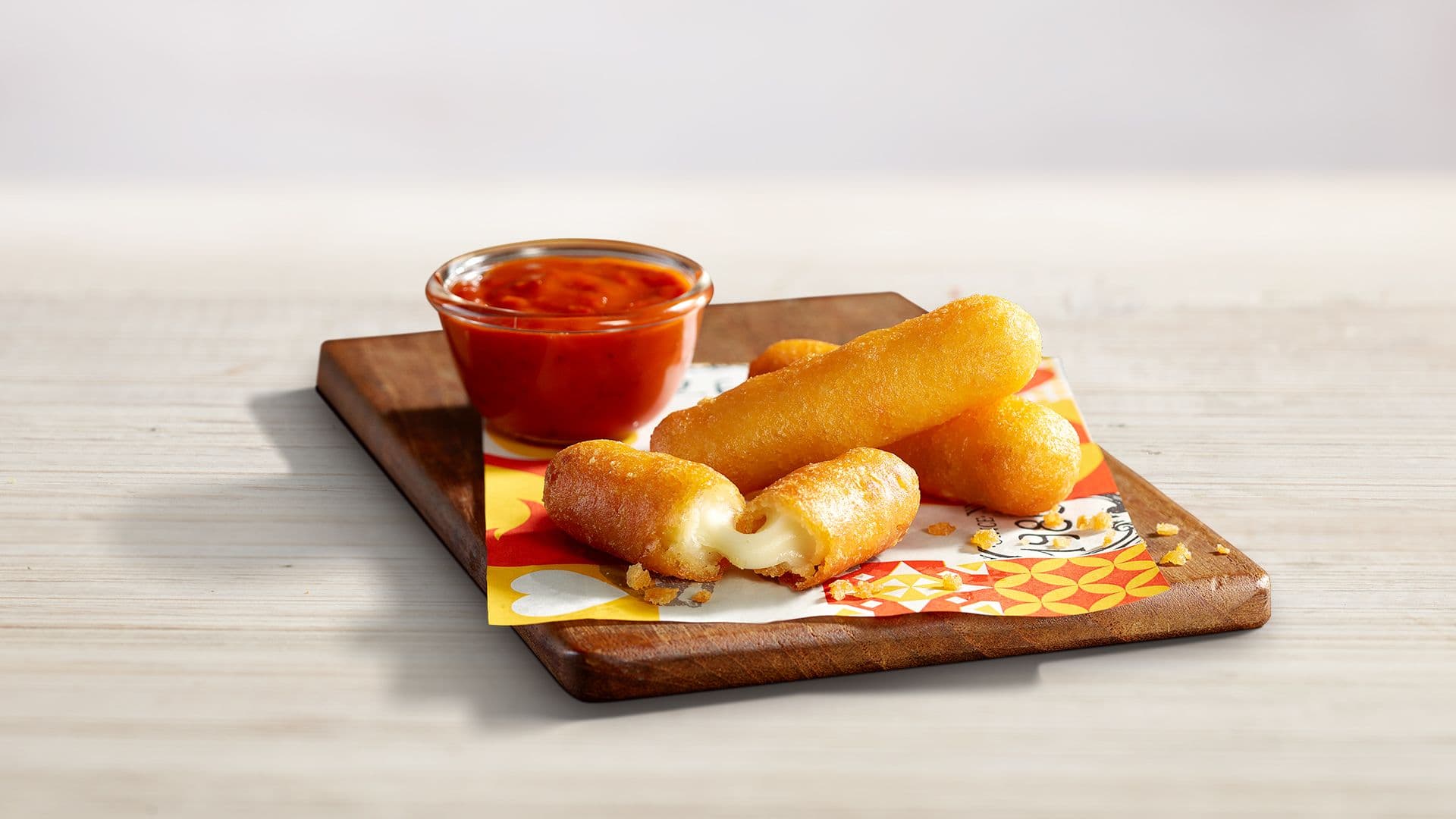 Mozzarella Sticks with Tomato & Capsicum Relish